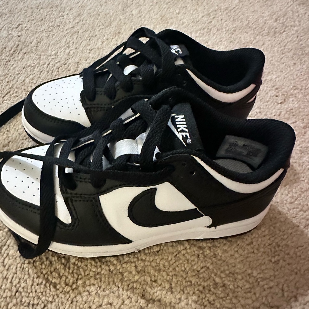 Nike Kids Black and White Sneakers
